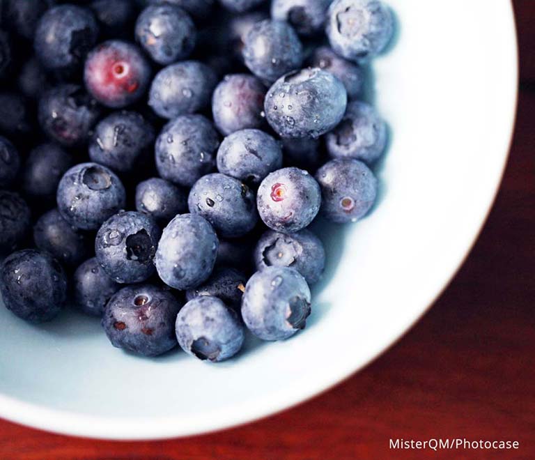blueberries in a bowl